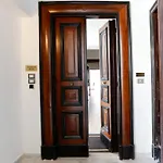 Apartamento Pessina 90 *