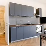 Pessina 90 Apartamento Nápoles