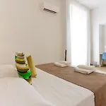 Pessina 90 Apartamento *