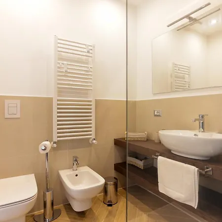 Pessina 90 Apartment