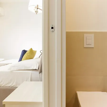 Pessina 90 Apartment *