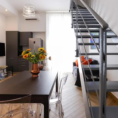 Pessina 90 Apartament *